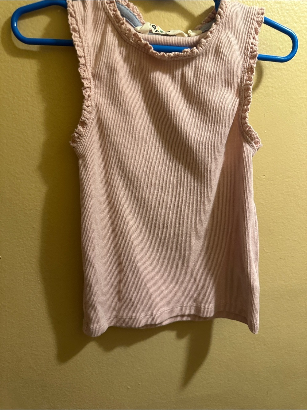 Mini Boden Pale Pink Ribbed Tank with Scalloped Edges